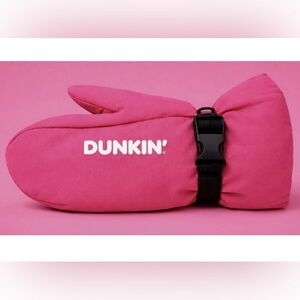 Official Dunkin’ Donuts 2026 Pink Iced Coffee Mitten Glove Merchandise Size M/L